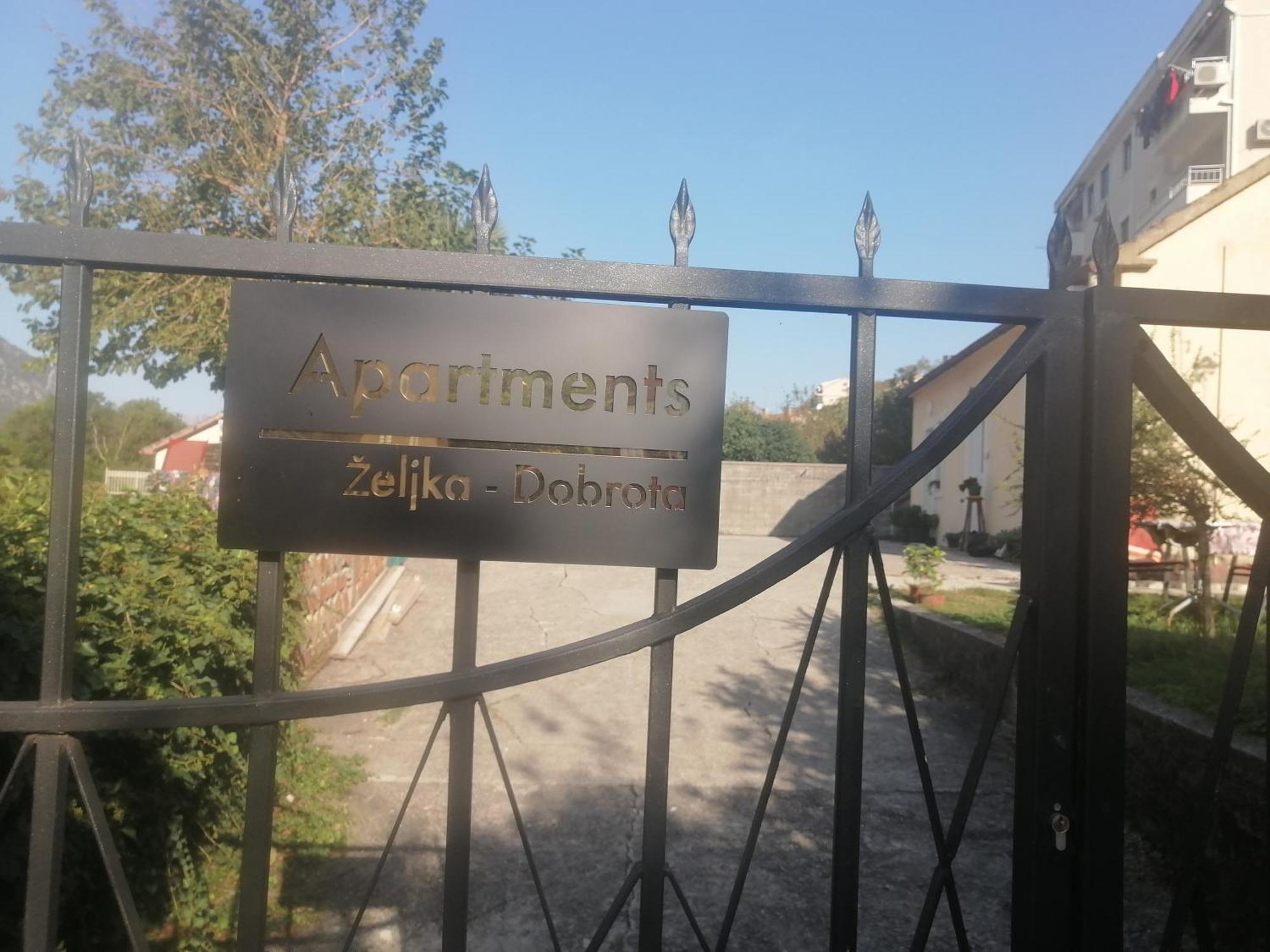 Apartments Zeljka-Dobrota Котор Екстериор снимка